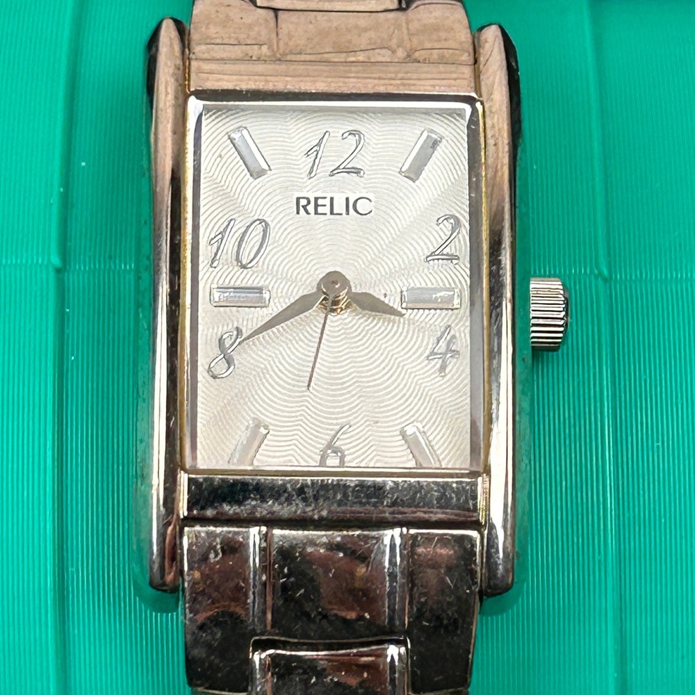 Relic Womens Silver Rectangular Watch ZR33813 Stainless Steel Link Bracelet